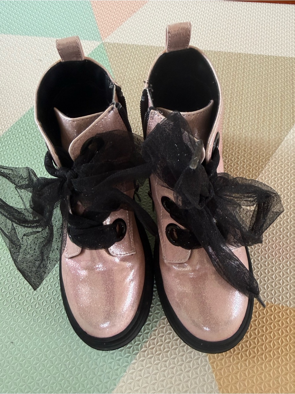 Nina Shimmer Pink Girls' Zip-Up Boots with Black Ribbon Size 12